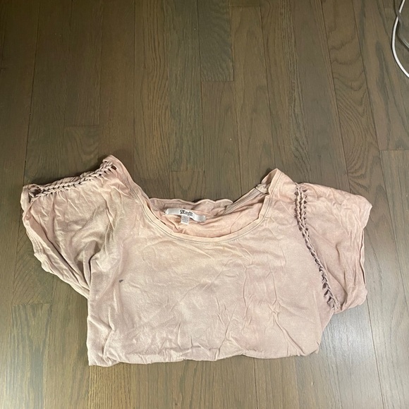Size large blush pink t shirt - Picture 2 of 4
